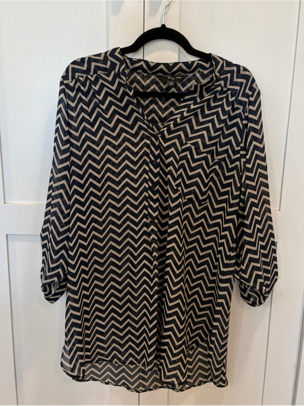 Riley & James V Neck Sheer Chevron Print Navy Blouse Tunic Sz 1X 3/4 Sleeve